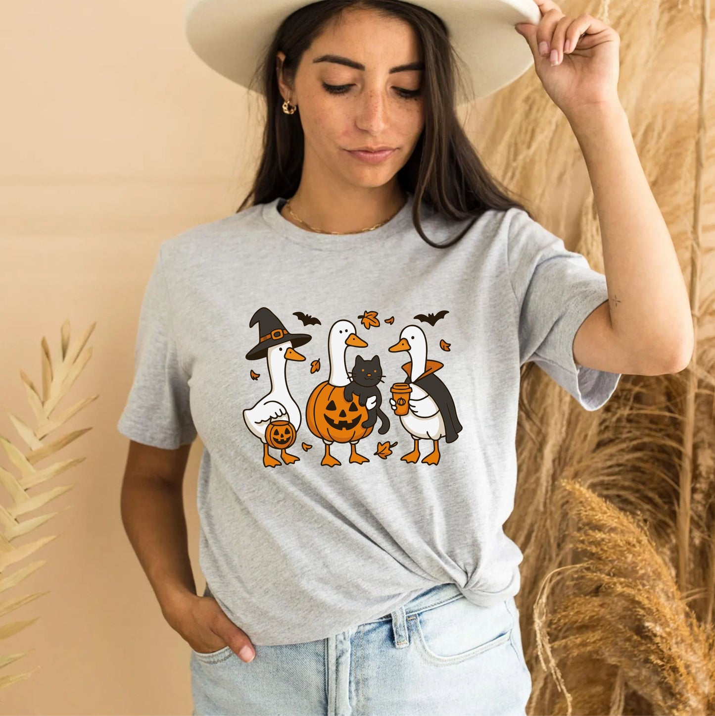 Halloween Goose Pumpkin Shirt – Funny Spooky Season Animal Tee, Cute Fall Goose Graphic with Pumpkin, Unisex October Outfit for Autumn Lovers - 29 july