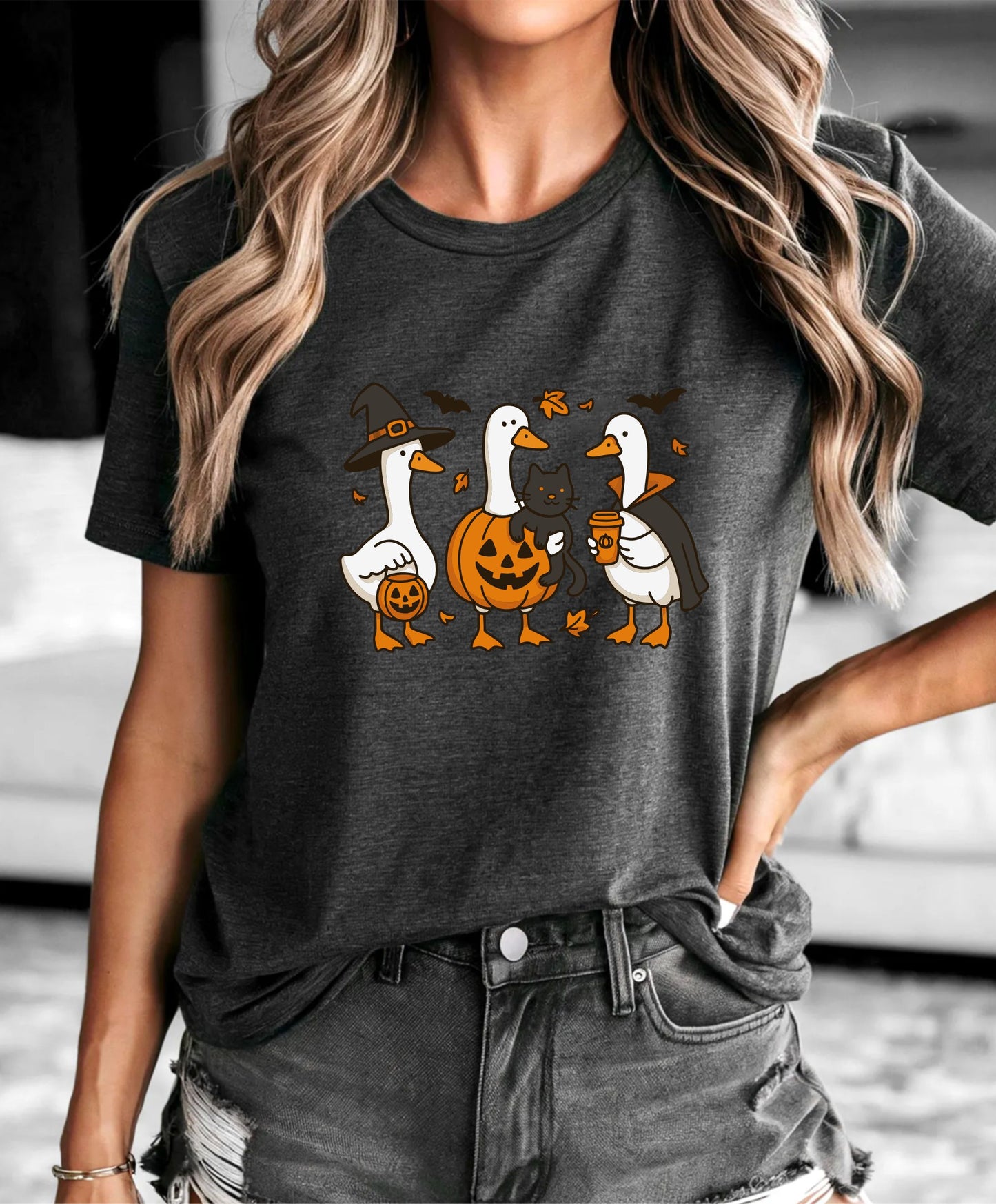 Halloween Goose Pumpkin Shirt – Funny Spooky Season Animal Tee, Cute Fall Goose Graphic with Pumpkin, Unisex October Outfit for Autumn Lovers - 29 july