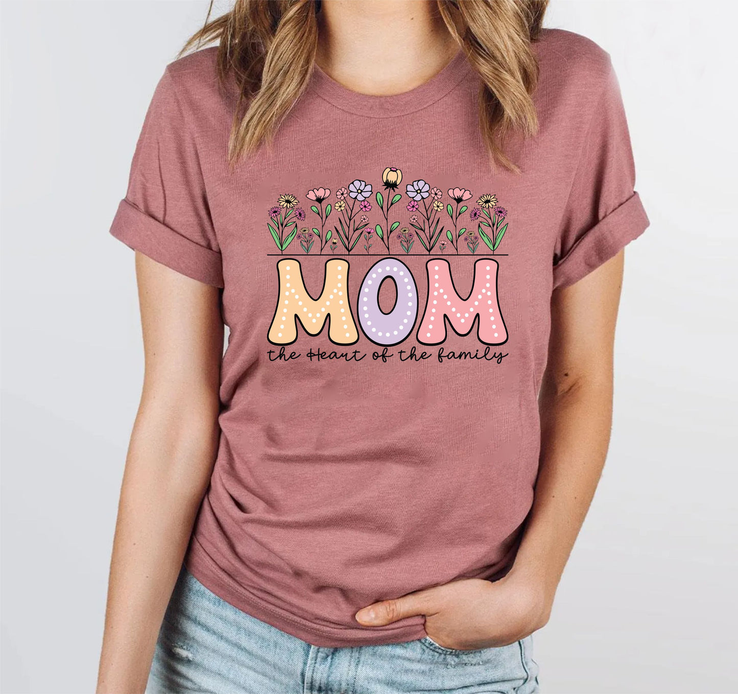 Mom The Heart of the Family Floral T-Shirt – Sentimental Mother’s Day Gift Tee, Cute Mom Quote Shirt, Unisex Floral Mama Top, Family Love Graphic US 03