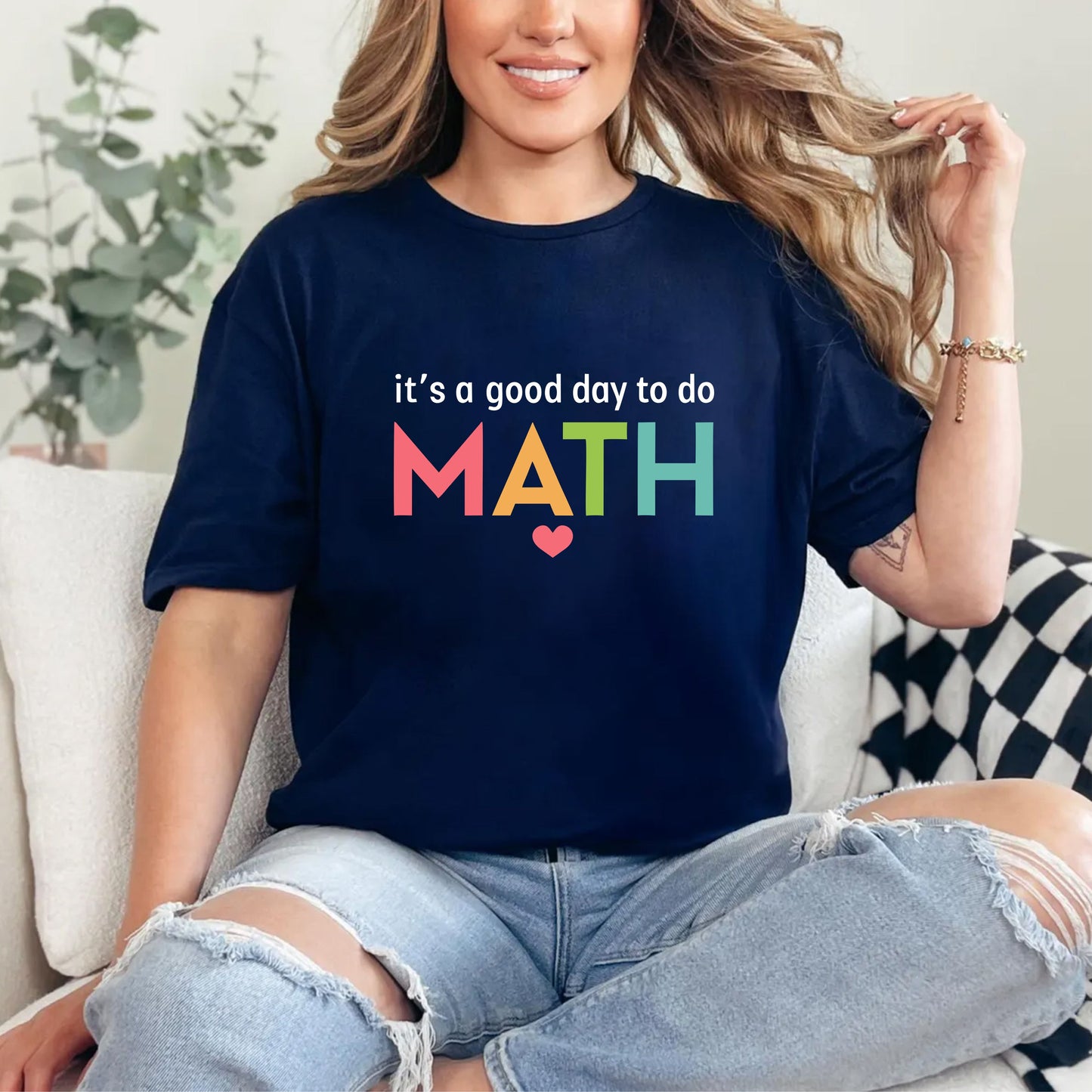 Retro Math Shirt, it's a Good Day to Do Math T-shirt, Math Teacher Shirt, STEM Graphic Tee, School Shirt, Women's T Shirt, Trendy Gift Shirt - 23 sep 2025