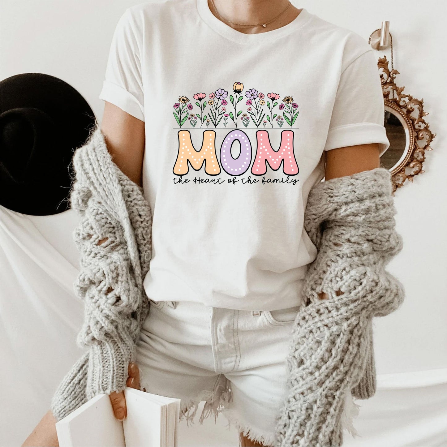 Mom The Heart of the Family Floral T-Shirt – Sentimental Mother’s Day Gift Tee, Cute Mom Quote Shirt, Unisex Floral Mama Top, Family Love Graphic US 03