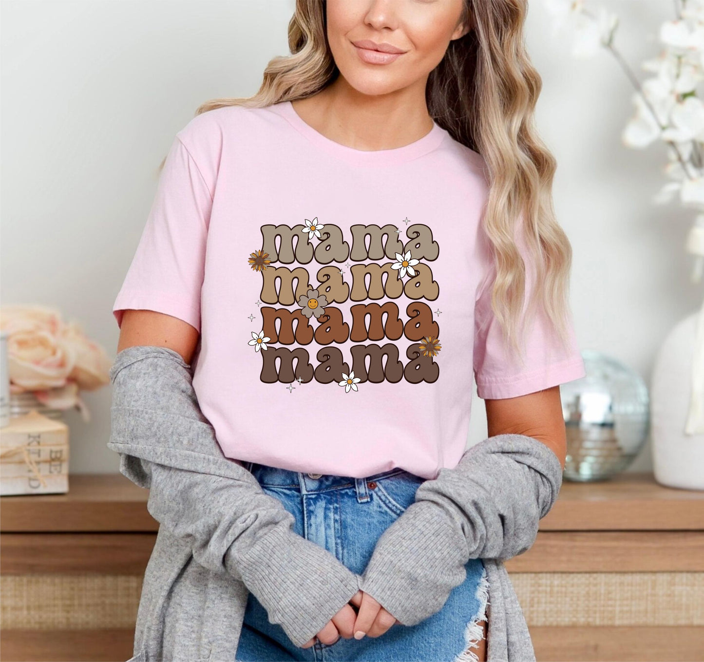 Retro Mama Boho Floral Shirt – Vintage Aesthetic Mom Life Tee, 70s Style Flower Power Top, Cute Bohemian Motherhood Graphic T-Shirt Gift US 03
